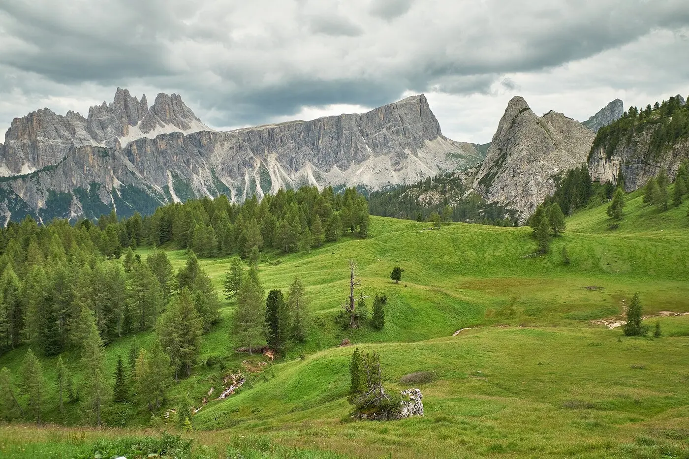 资料图：科尔蒂纳丹佩佐所在的多洛米蒂山区（图：Luca Sartoni / CC BY-SA 2.0，摄于2020年7月）