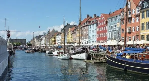 本次五国会谈举行地哥本哈根的新港(Nyhavn)(图:emilio.corvino / CC BY 2.0,资料图)