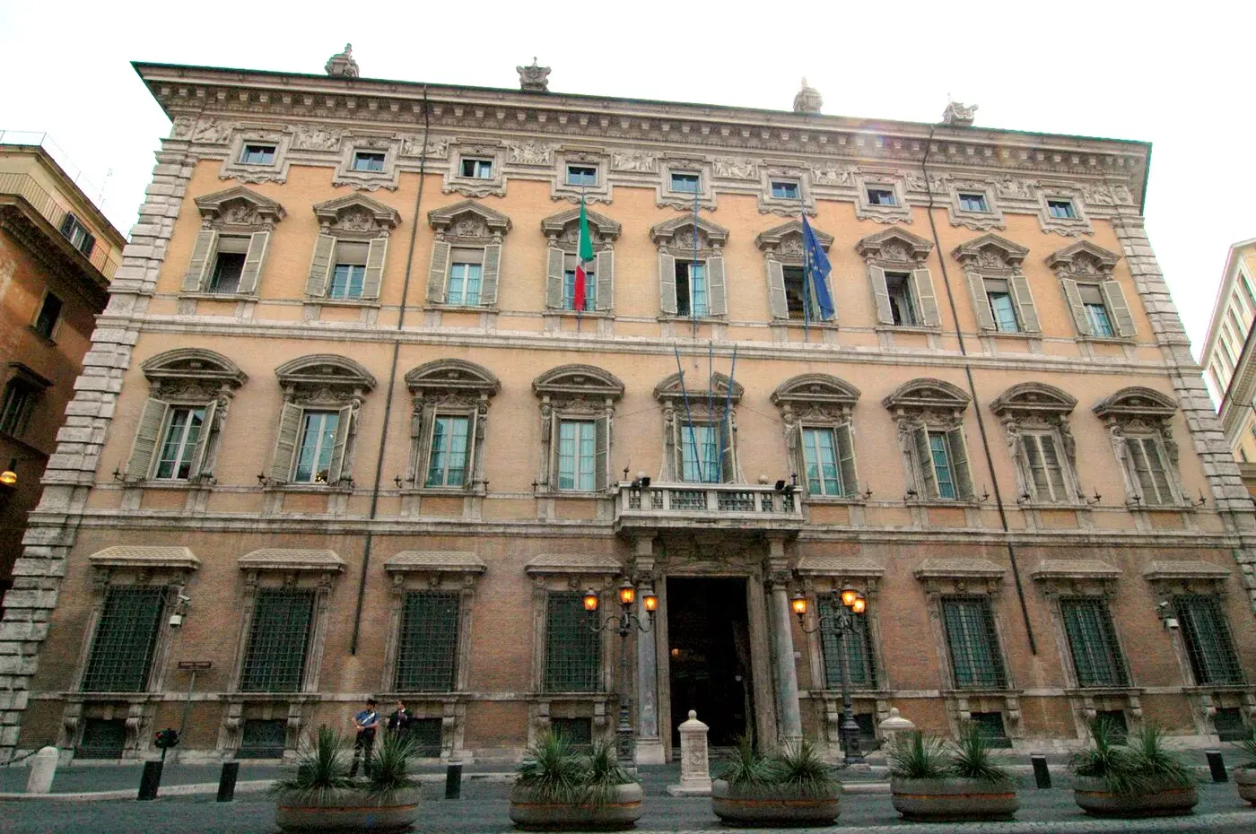 资料图:罗马的马达马宫(Palazzo Madama),意大利参议院所在地,摄于 2006 年 8 月 9 日(图:Francesco Gasparetti / CC BY 2.0)